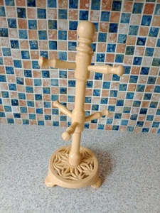VINTAGE CAST IRON 6 ARM MUG TREE YELLOW COLOUR - Picture 1 of 3
