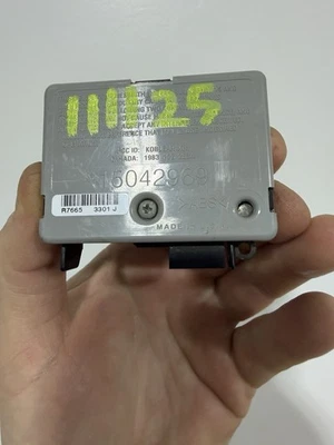 2001 2005 Chevy S10 Silverado GMC Sonoma Sierra Theft-Locking Module 15042969 - Image 1 of 4