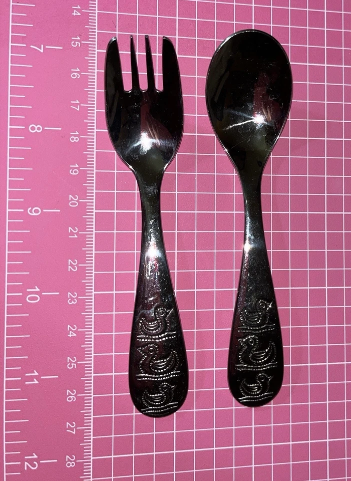 Juego de cuchara tenedor cubiertos DANSK Baby Ducks para niños 4,75" acero inoxidable 18/8 Foto 1 de 1