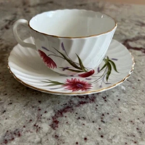 Mayfair Bone China Teacup & Saucer Set Pink Floral England w/Gold Trim H1120 - Picture 1 of 5