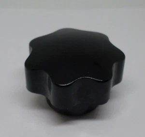Sterngriffmutter M6 schwarz 30x21 mm Gewindetiefe 15 mm ( Schrauben Knopf ) Neu - Bild 1 von 2