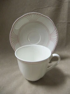VILLEROY & BOCH PALATINO FLAT CUP AND SAUCER SET IN EXCELLENT CONDITION - Picture 1 of 6