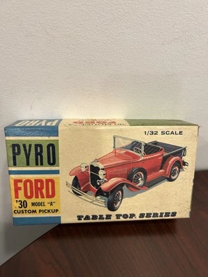 Pyro `30 Ford Model A Custom Pick Up 1/32 Scale - Image 1 of 2