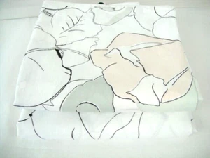 Kate Spade Set of 2 Standard 100% Cotton Floral Metallic Silver Pillow Cases - Picture 1 of 9