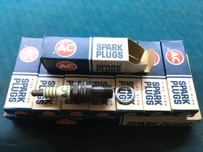 ‘NOS’ AC-43N Spark Plugs ‘4 Green Rings’....Corvette, Chevelle, Impala....etc.. - Image 1 of 4