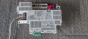 OMRON NSJ5-SQ01-DRM - Imagen 1 de 2