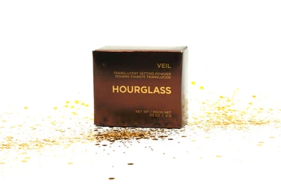 Hourglass Veil Translucent Setting Powder .03 Oz / .9g NEW DELUXE SAMPLE IN BOX - Image 1 of 4