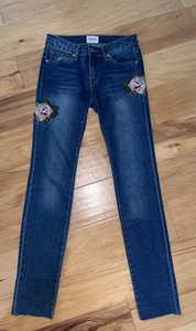 HUDSON GIRLS SKINNY JEANS W/ EMBROIDERED FLOWERS SIZE 12 EXCELLENT COND LD9 - Picture 1 of 4