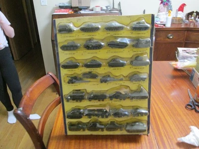 Tablero de exhibición de tienda Roco HO Mini-tanks de 1962 m ¡RARO!!! Foto 1 de 4