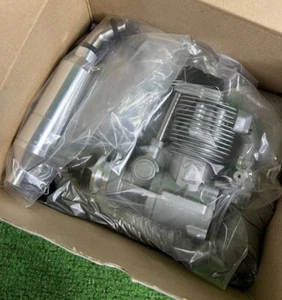 O.S. FS-70S II 11.50cc 4 stroke glow engine with muffler for R/C airplane, new - Picture 1 of 8
