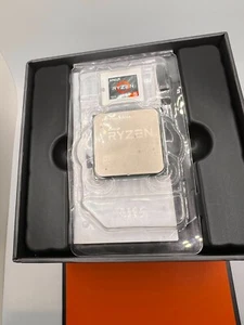 AMD Ryzen 7 1800X 3.60GHz 8 Core 16 Thread AM4 - Picture 1 of 3