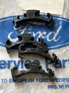 4 x Escort Fuel Brake Pipe Clips Mk3/4, Sierra XR3i,RS Turbo, Cosworth Gen Ford - Picture 1 of 2
