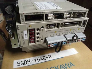 *NEW* YASKAWA SERVOPACK SGDH-15AE-R UIC p/n 630 086 7480 - Picture 1 of 5