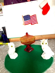 AMBERINA CANDY DISH AND 2 WHITE STONE OWLS MADE IN ITALY - Picture 1 of 6