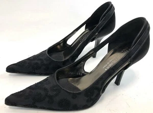 Donald J Pliner CHARO DJP Black Floral Lace Embellished Pumps Heels Size 6.5 M - Picture 1 of 11