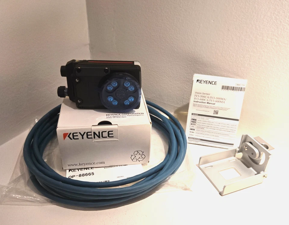 SENSOR DE VISIÓN KEYENCE IV3-500CA (TODO EN UNO) con cable (***NUEVO***) Foto 1 de 4