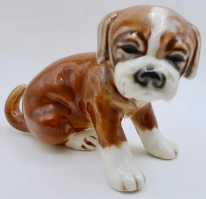 Estatuilla de porcelana de perro cachorro beagle marrón vintage tan linda de Goebel con beagle blanco de 2,75" - Imagen 1 de 7