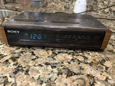 Vintage sony dream machine clock radio Woodgrain 80s Dual Alarm VIDEO - Image 1 of 4