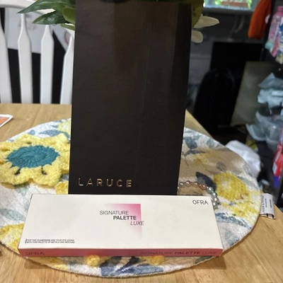 Ofra Signature Palette in Luxe - 5 eyeshadow shades New in Box - Image 1 of 4