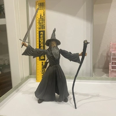 Gandalf Il Grigio Action Figure The Lord Of The Rings Il Signore Degli Anelli - Immagine 1 di 4