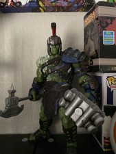 Marvel Diamond Select Thor Ragnarok Planet Hulk Gladiator Action Figure loose