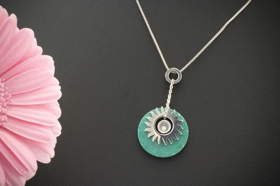 Chopard Anhänger Collier Happy Diamonds Sun Jade Brillant Weißgold 750 Schmuck - Bild 1 von 4