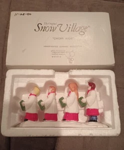 Dept 56 Snow Village Accessory Choir Kids with Box  - Picture 1 of 4