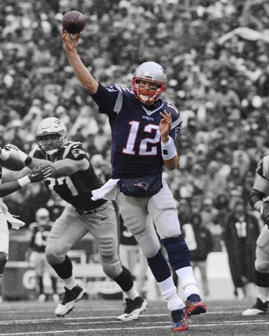 New England Patriots TOM BRADY Glossy 8x10 Photo Spotlight Football Print Poster Cover
