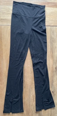 Athleta Elation Leggings Acampanados Divididos Pantalones Mujer Pequeño Alto Tiro Medio Pull On Foto 1 de 4