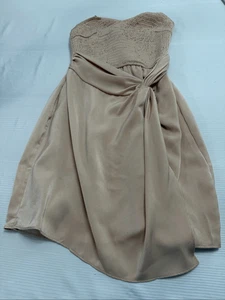 Nuevo con etiquetas Vestido de Fiesta de Cóctel Champagne Sin Tirantes Semilla de Mostaza Talla Pequeña - Imagen 1 de 10