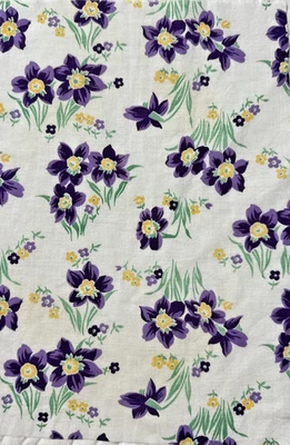 BONITO Saco de Alimentación Vintage Años 40 Pieza de Tela 7.5x11" Flores Moradas Foto 1 de 3