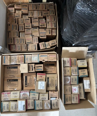 Job Lot Sharp non original toners - New unopened - Image 1 of 2