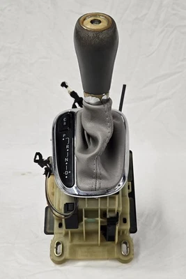 Mercedes Benz C240 2005 2,6 L transmisión automática Conjunto de palanca de cambios de piso de engranajes. OEM Foto 1 de 4