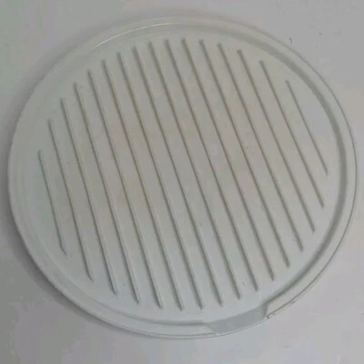 Bake & Bacon Sheet - Round Microwave and Conventional Oven Tray - Nordic Ware - Image 1 of 4