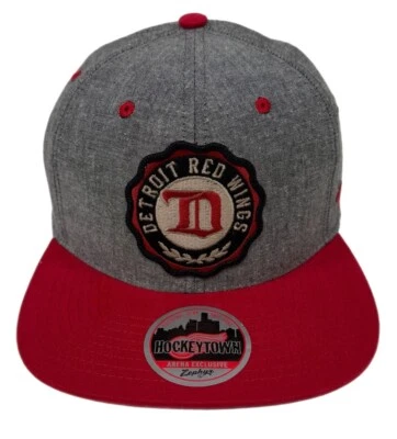 Zephyr NHL Detroit Red Wings RARE "Bottlecap” Flat Bill Snapback Hat BRAND NWT - Image 1 of 4