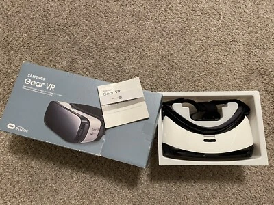 USADOS UNA VEZ Auriculares Samsung Gear VR Oculus En Caja En Excelente Estado Blanco Escarcha Foto 1 de 4