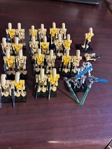 Mini figuras LEGO Star Wars Lo Droid 24 piezas con un brazo recto y bláster sw0001c - Imagen 1 de 7