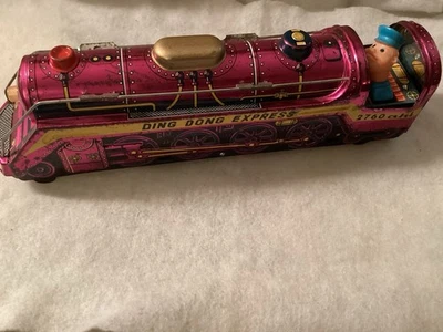 Ding Dong Express. 2760 Ahi. Tren de juguete motorizado de rueda prensada. Lites y sonido. Foto 1 de 4