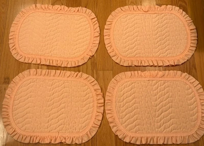Quited Table place mats, pink with raffles new never used double sided 13 x 17.5 - Image 1 of 4
