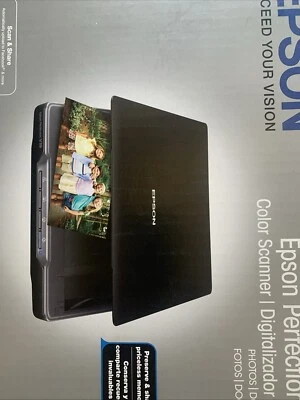 Epson Perfection V39 Flatbed Color Photo & Document Scanner Scan to cloud 4800 - Image 1 of 4