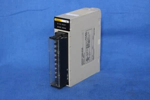 OMRON C200H-OC225 OUTPUT UNIT - Picture 1 of 4