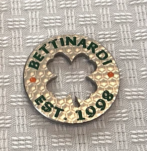 Bettinardi St Patrick Shamrock Golf Club Ball Marker - Picture 1 of 4