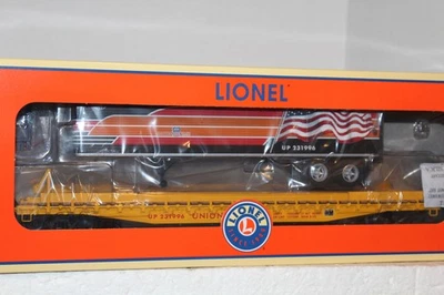 LIONEL 2326050 UNION PACIFIC HERITAGE SOUTHERN PACIFIC TOFC FLATCAR O GAUGE - Image 1 of 2
