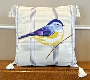 Almohada Azul Pájaro Bordado Tela Apliques Borlas Plumas Pato 18 x 18 - Imagen 1 de 7