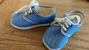 Baby Infant Size 4 Light Blue Red Eyelets Rubber Sole Shoelaces Retro Vintage  - Picture 1 of 4