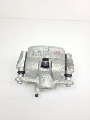 PINZA DE FRENO DELANTERA IZQUIERDA LADO CONDUCTOR TOYOTA PRIUS 2,0 L 2023-2025 OEM  Foto 1 de 4