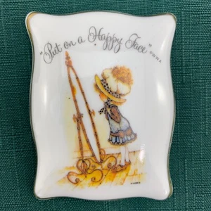 VTG Holly Hobbie Porcelain Put on A Happy Face Trinket Box Jewlery Ring Holder - Picture 1 of 10