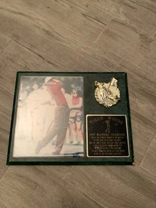 1997 TIGER WOOD LEGENDS SPORT 15X12 photo sports Plaque - Picture 1 of 7