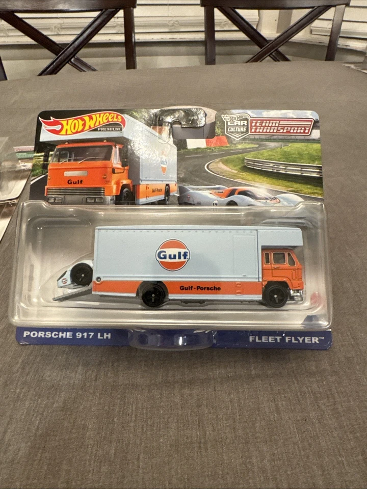 Hot Wheels Car Culture Team Transport 2022 Porsche 917 LH Fleet Flyer Gulf #41 Foto 1 de 1