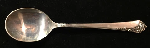 Sterling Silver Flatware - Heirloom Oneida Damask Rose Cream Soup Spoon Cover